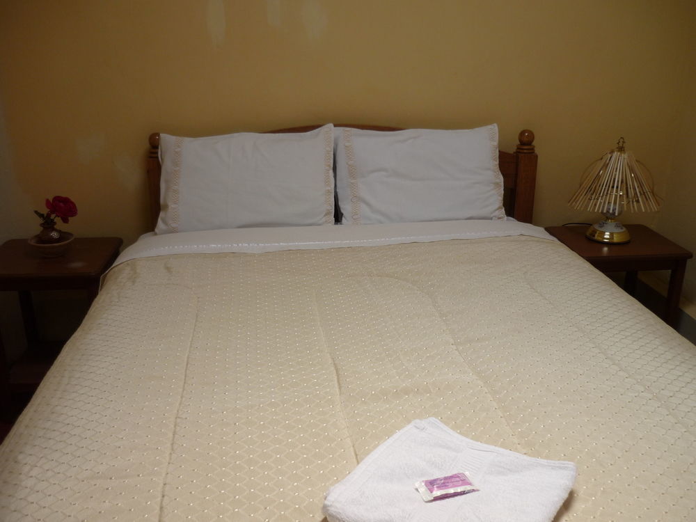 Bed and Breakfast Samana Wasi Yanque Екстер'єр фото